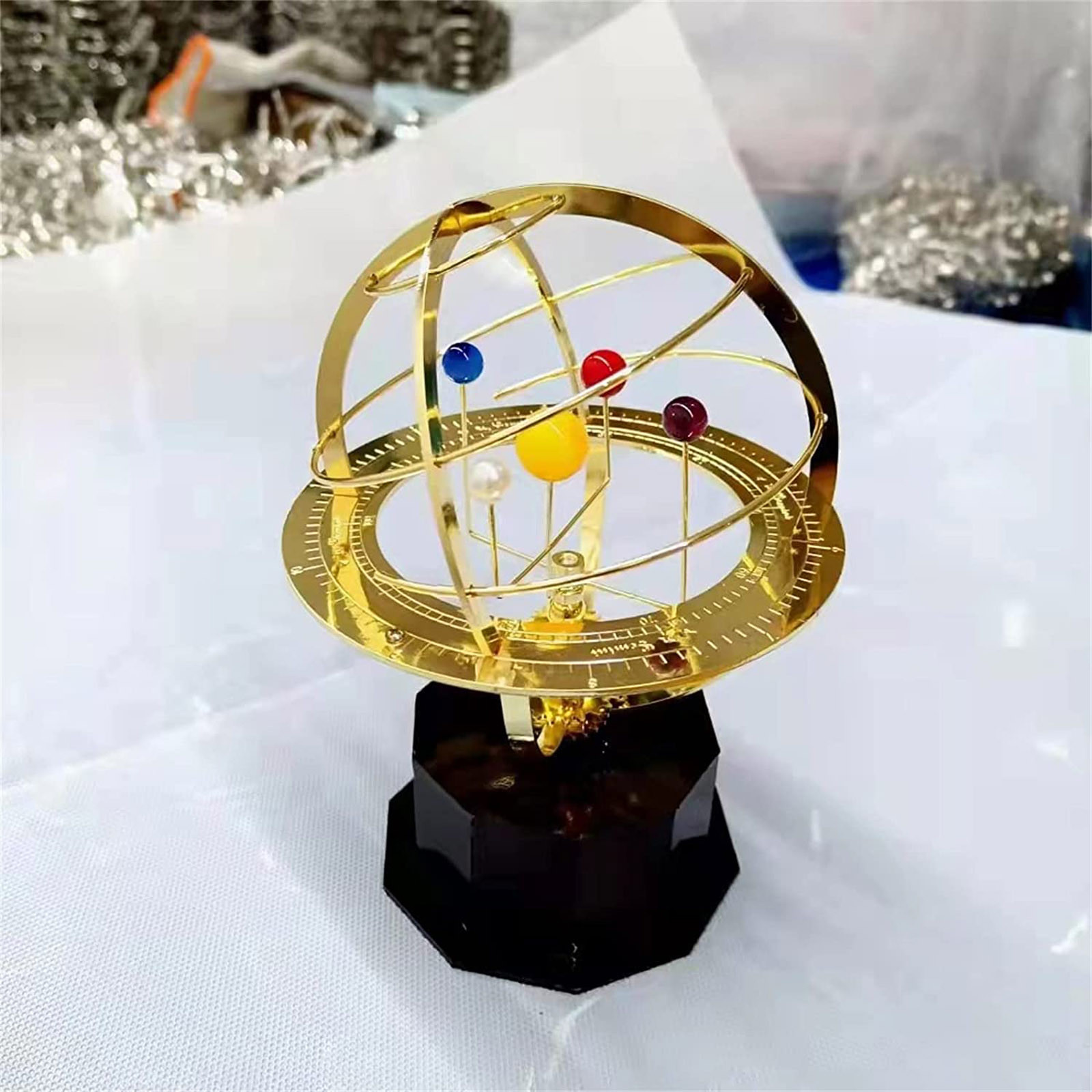 Grand Orrery Model of The Sola - Solar System Orrery のレビューと価格